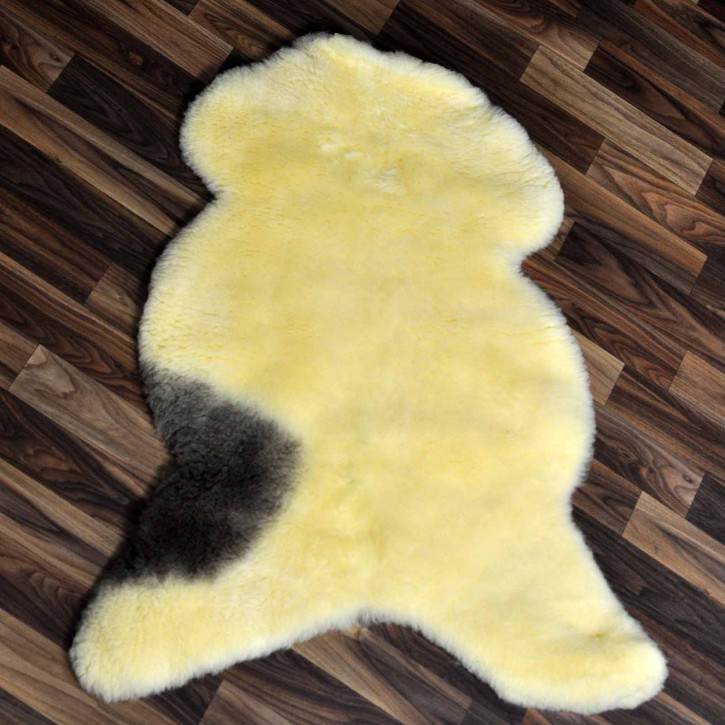 Medizinisches Lammfell – echtes Naturfell 90x70 Hundebett #9920